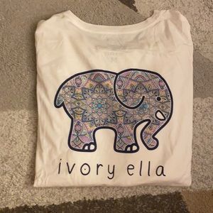 EUC ivory Ella long sleeve tee